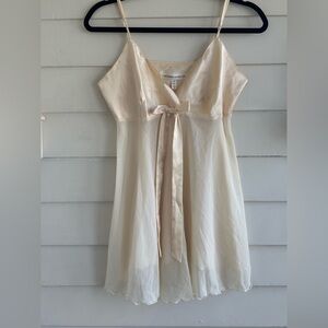 Victoria's Secret Vintage Cream Satin Chemise with Bow Size Medium